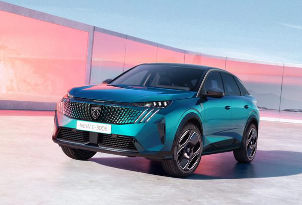 Ảnh chi tiết ngoại nội thất của Peugeot E-3008 2024 chạy điện