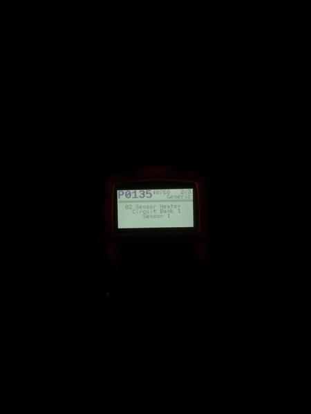 Ford Focus đời 2008 bản MT máy đọc lỗi phát hiện báo check engine