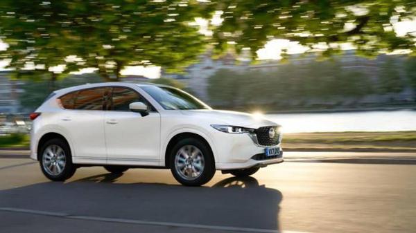 Mazda CX-5 2022 công bố giá bán với 4 phiên bản, khoảng từ 858 triệu đồng