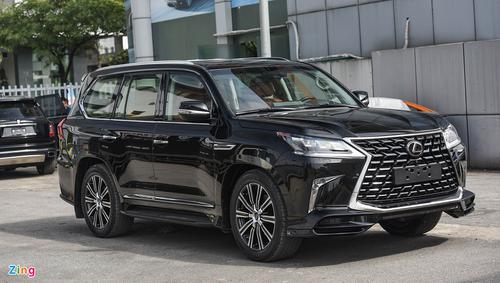 Lexus LX570 Super Sport 2021 được nhập khẩu từ Trung Đông lần đầu lăn bánh tại Việt Nam