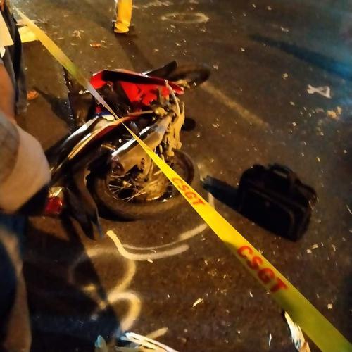 Tài xế xe đầu kéo tông chết người rồi kéo lê thi thể nạn nhân bỏ chạy đến 60km