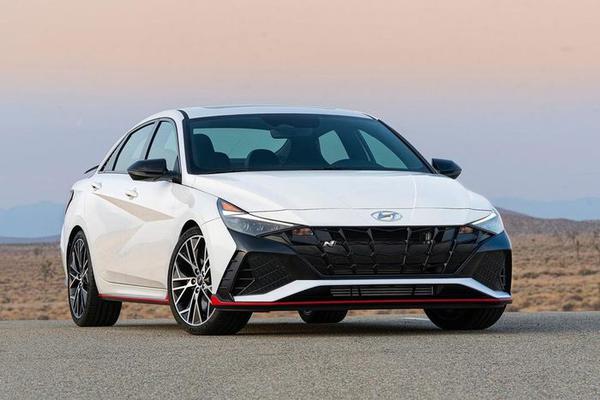 Hyundai Elantra N triệu hồi hơn 122.000 chiếc tại Mỹ do lỗi hộp số