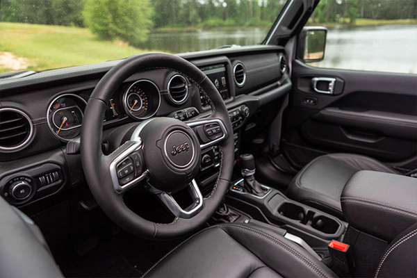 Ngắm Jeep Wrangler màu hồng độc đáo bán siêu chạy tại Mỹ