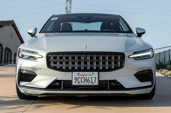 Xe hybrid Polestar 1 của CEO thương hiệu được rao bán đấu giá