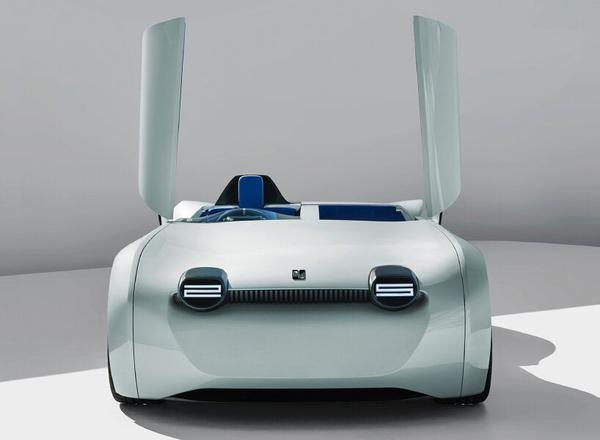 Makina giới thiệu Triumph TR25 với thiết kế không tưởng