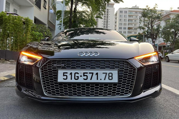 Chạy Audi R8 V10 Plus 5 năm, chủ xe lỗ bằng căn biệt thự
