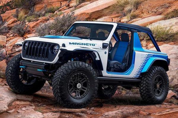 Concept Jeep Wrangler Magneto 2.0 lộ diện đầy hầm hố