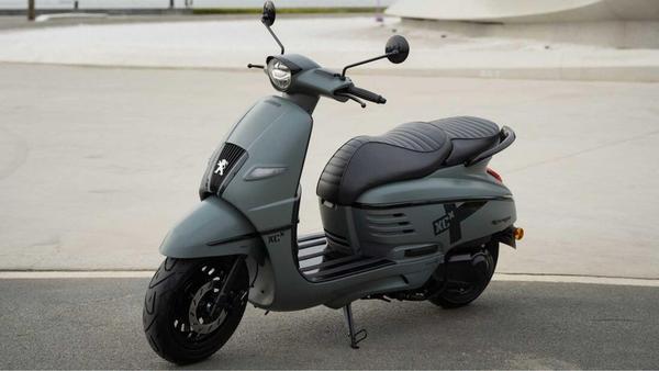 Xe ga Peugeot Django Shadow bổ sung màu mới, đi hơn 450km sau mỗi lần đổ xăng