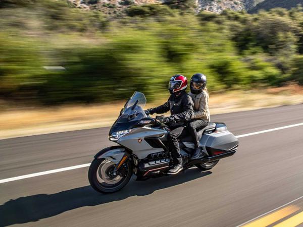 Honda Gold Wing Tour có giá bán lên đến 1 tỷ đồng tại thị trường Ấn Độ