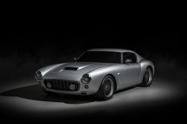 Chiếc xe lịch sử Ferrari 250 GT SWB 1959 được làm lại có cabin hiện đại, sử dụng động cơ V12