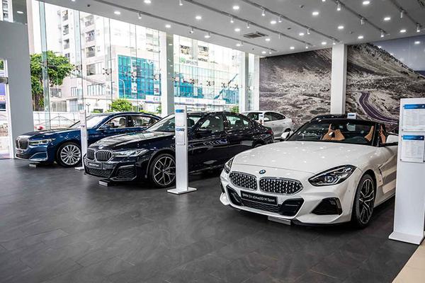 BMW X6 giảm giá hàng trăm triệu đồng tại Việt nam, tăng ưu thế  trước Mercedes- Benz