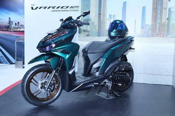 Honda Vario 125 Hyper Sporty khẳng định đẳng cấp với bản độ chính hãng