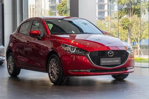 Tiếp bước CX-5,nhiều mẫu xe Mazda tiếp tục được điều chỉnh giá bán tăng giảm