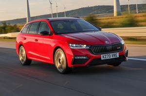 Skoda cho ra mắt Octavia vRS iV với động cơ PHEV mạnh mẽ nhất thương hiệu