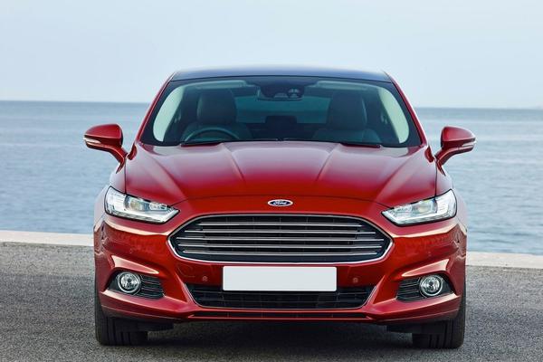 Triệu hồi gần 600 chiếc Ford Mondeo 2009 - 2012 tại Việt Nam do lỗi túi khí