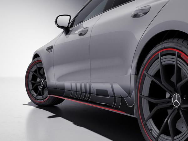 Mercedes-AMG GT 63 S E Performance F1 Edition ra mắt với ngoại hình ấn tượng