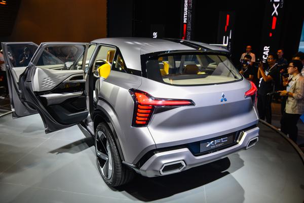 Cận cảnh Mitsubishi XFC Concept tại Việt Nam