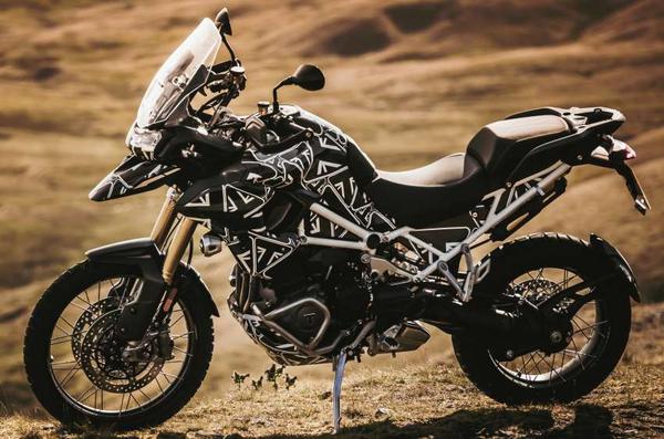 Triumph công bố hình ảnh mới nhất về Tiger 1200 2022 sắp ra mắt
