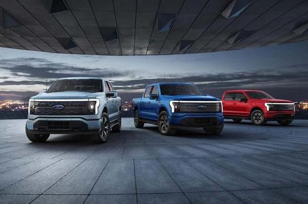 Hơn 2.800 chiếc Ford F-150 Lightning bị triệu hồi do lỗi phần mềm
