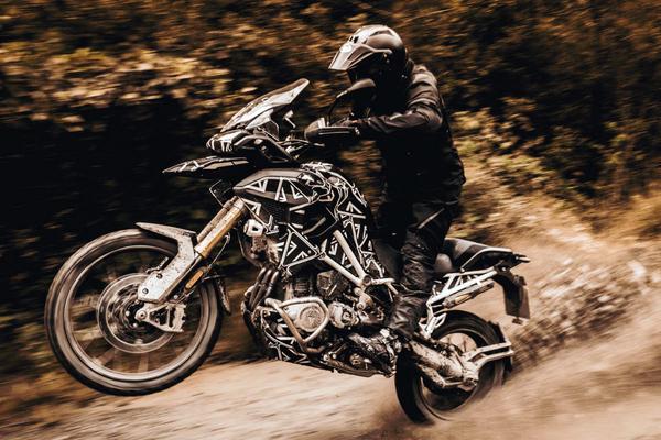 Triumph Tiger 1200 lộ diện, dự kiến ra mắt vào đầu năm 2022