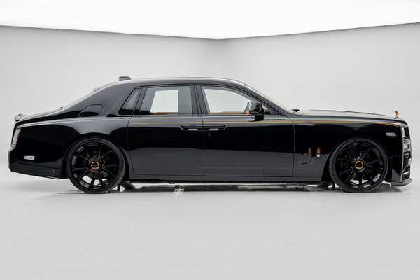 Mansory "hoá phép" Rolls-Royce Phantom VIII sang trọng hơn