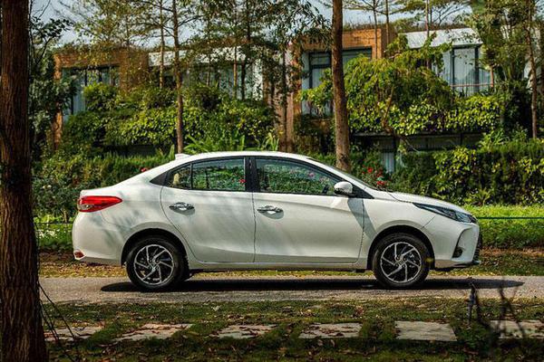 Top 10 ô tô bán chạy nhất tại Việt Nam tháng 4/2022