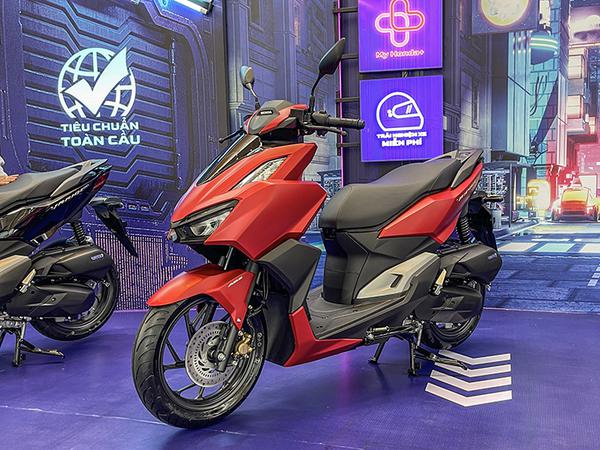 Honda Vario 150 cũ hiện đắt ngang Honda Vario 160 mới