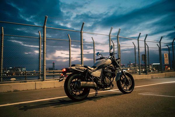 Ra mắt Kawasaki Eliminator 2024 với động cơ mới 450cc