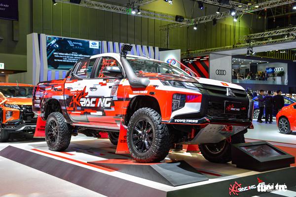 Cận cảnh bán tải đua Mitsubishi Triton AKA Racing tại VMS 2022