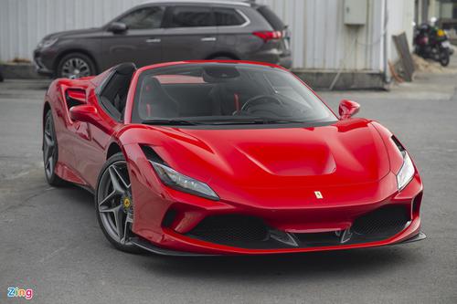 Ferrari F8 Spider với sức mạnh 720 mã lực được một đại gia Việt “tậu” về với giá hơn 20 tỷ đồng