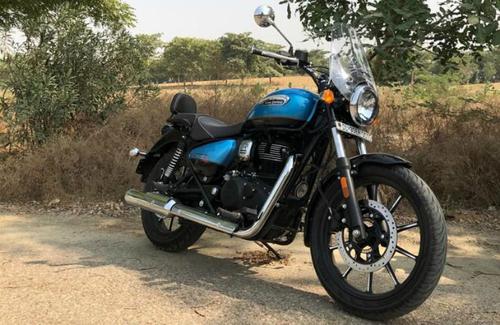 Meteor 350 ra mắt đối đầu Honda CB350 H’Ness