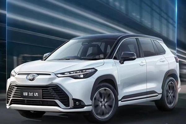 Mẫu SUV hạng B Toyota Frontlander 2023 mới có giá từ 432 triệu đồng