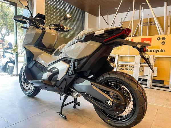 Chi tiết về Honda X-ADV 2021 đầu tiên tại Việt Nam