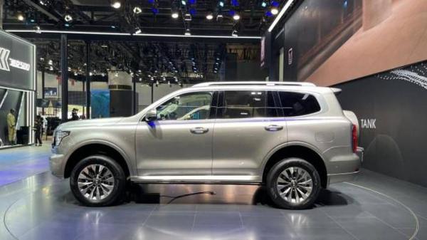 SUV 7 chỗ Great Wall Tank 500 với ngoại hình hầm hố chốt giá từ 1,18 tỷ đồng
