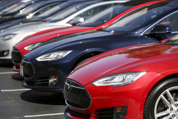 Gần 12.000 xe Tesla tại Mỹ bị triệu hồi do lỗi giao tiếp phần mềm