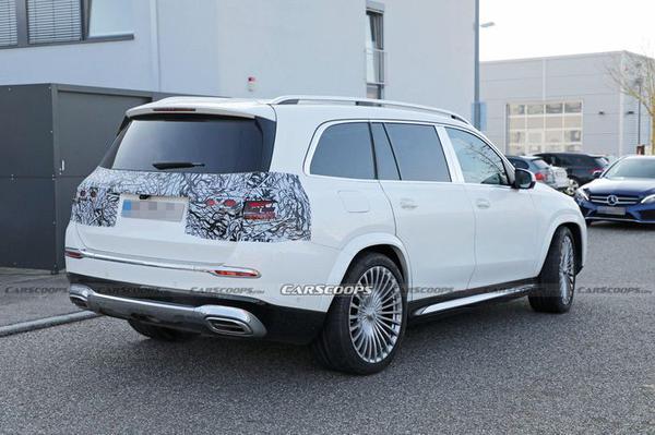 Bắt gặp Mercedes-Maybach GLS đời 2024 chạy thử nghiệm trên đường phố