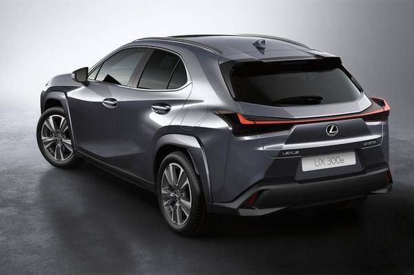 Lexus UX300e 2023 ra mắt, đi được 450 km/lần sạc