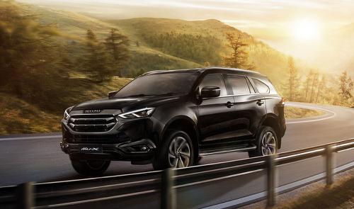 Isuzu MU-X 2021 ra mắt với các nâng cấp từ động cơ cho đến ngoại hình