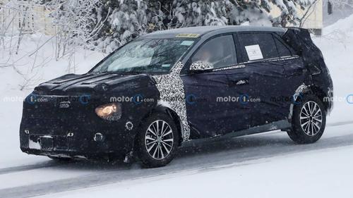 Kia Niro 2022 bắt gặp chạy thử nghiệm dưới lớp tuyết dàn tại Thụy Điển