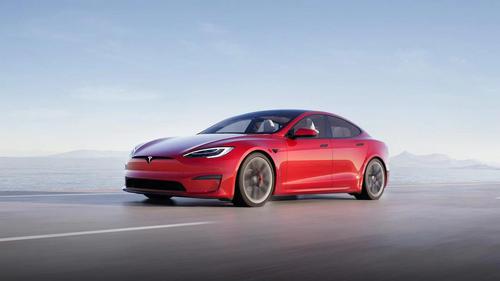 Vô lăng với thiết kế mới của Tesla liệu có đáp ứng được độ an toàn ?