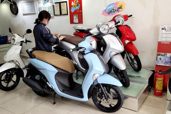 Tuy bán chậm nhưng các đại lý vẫn không giảm giá xe tay ga