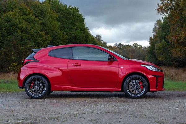 Top 10 mẫu xe Toyota đáng sở hữu nhất năm 2022