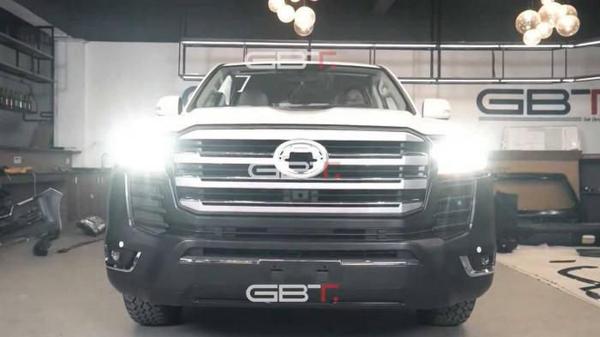 Toyota Land Cruiser "lên đời" thành thế hệ mới chỉ với 125 triệu đồng