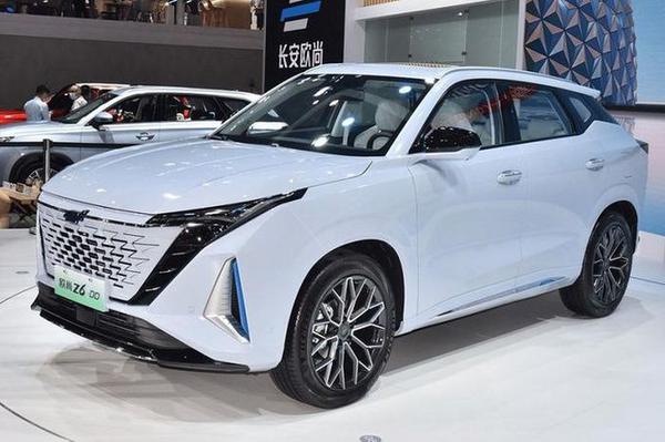 Chi tiết Changan Oshan Z6 với giá chỉ từ 350 triệu đồng