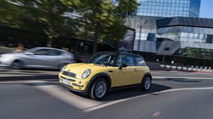 Mini Cooper do BMW thiết kế kỷ niệm sinh nhật lần thứ 20
