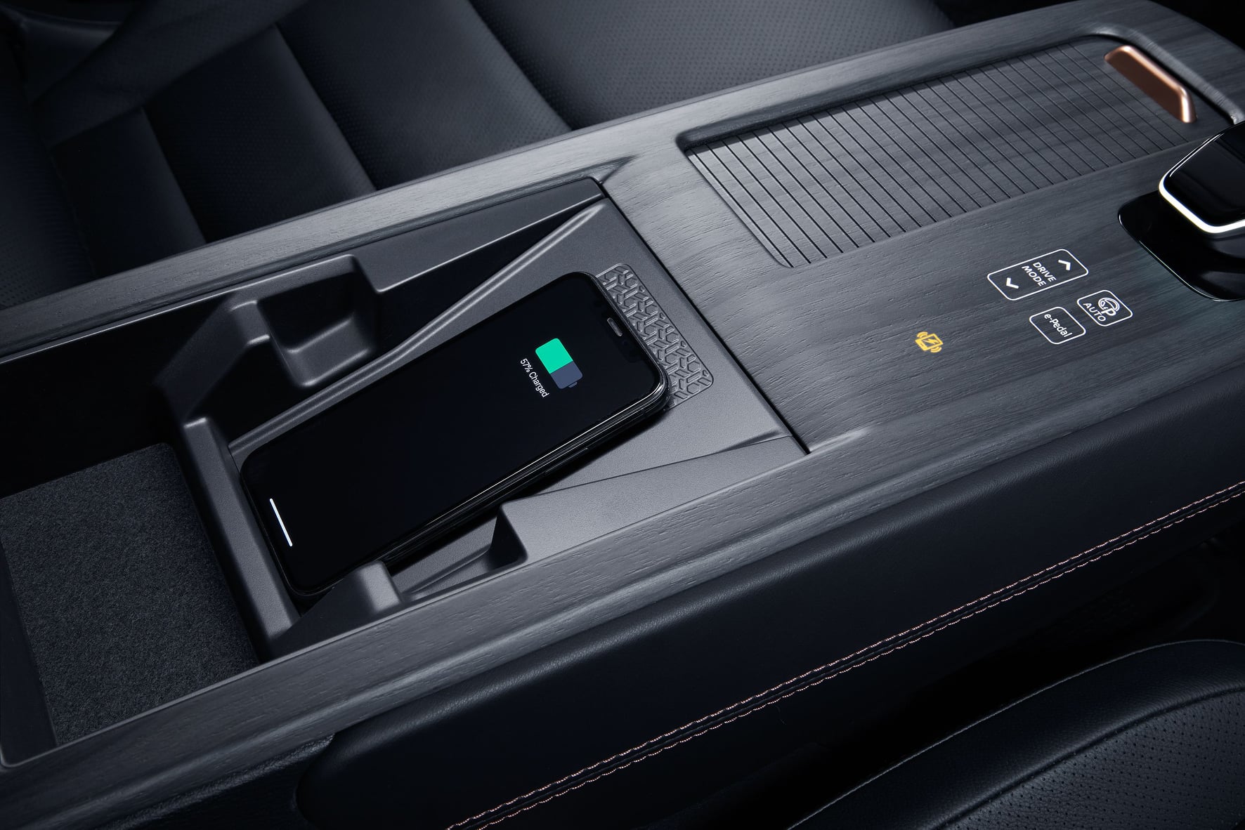 Cận cảnh nội ngoại thất của Nissan Ariya