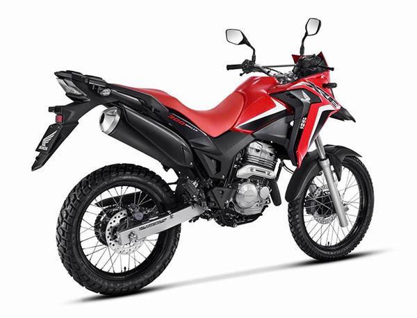 Mô tô vượt địa hình Honda XRE300 2021 ra mắt tại Brazil