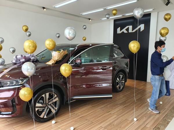 Thị trường ô tô Việt có dấu hiệu tăng trưởng trở lại sau "bão" giảm giá