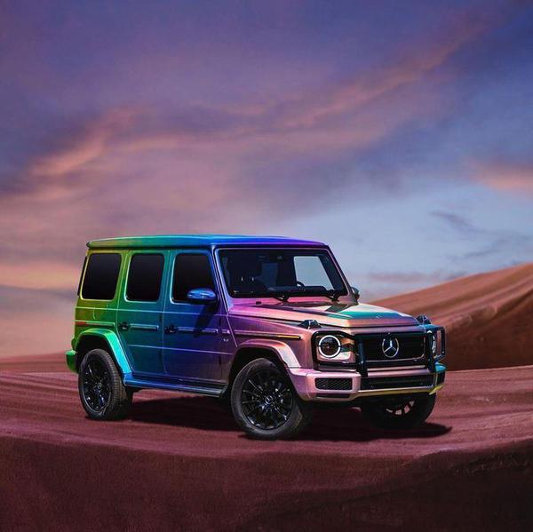 Mercedes-Benz G-Class phiên bản 7 sắc cầu vồng