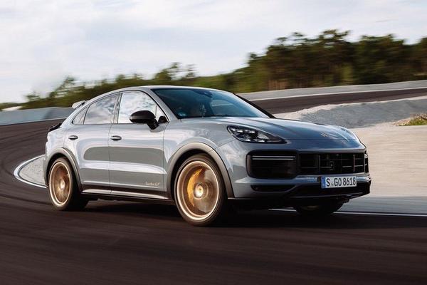 Porsche Cayenne Turbo GT chính hãng cập bến tại Việt Nam